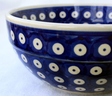 Polish Pottery salad bowl 700 ml bluespot pattern