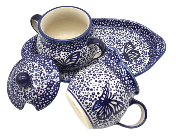 Bunzlauer Keramik Set Milch und Zucker mit Untersatz Dekor Blauer Falter, Krug liegend, Deckel offen