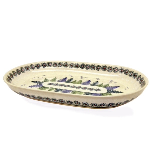Polish Pottery oval platter 17.5 x 27 cms, pine tree pattern, síde view