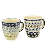 Polish-Pottery-set-of-two-mugs-Mars-bluespot-and-polka